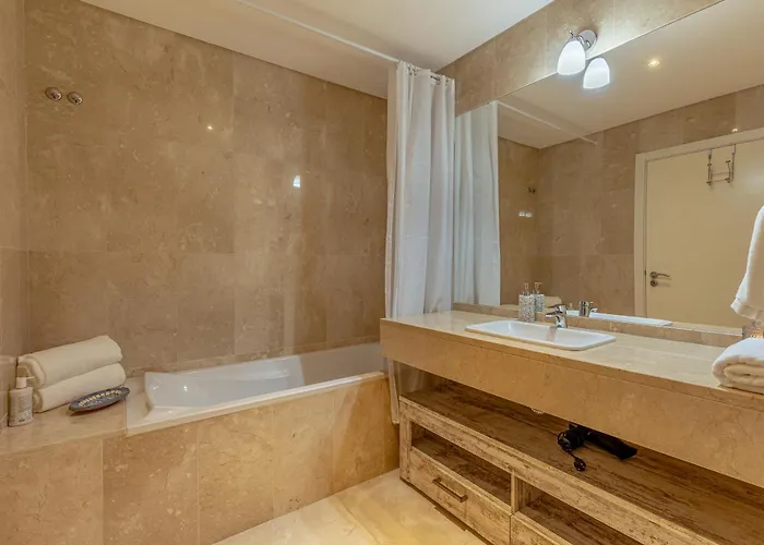 Apartment Kaizen & Pool *