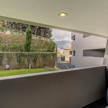 Kaizen & Pool * Funchal (Madeira)