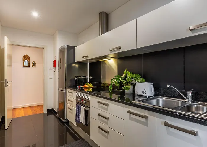 Kaizen & Pool Apartment