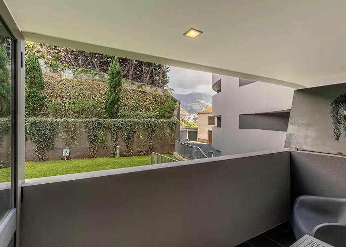 Kaizen & Pool * Funchal (Madeira)